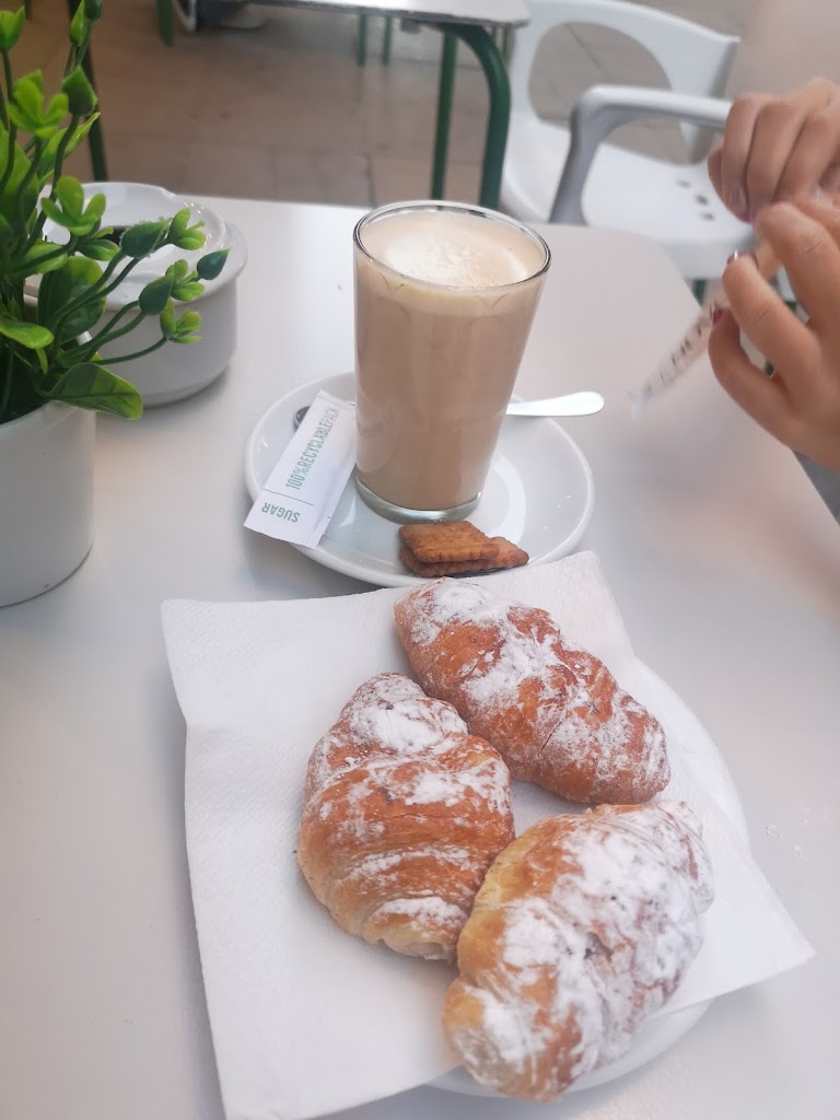 El Raconet de la Bea — Cafe