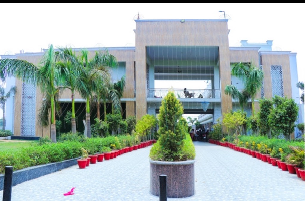 Raj Garden Hotel