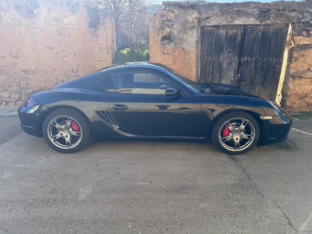 TALLER DE PINTURA LUIS S.L.