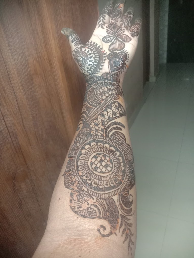 Moon Professional Beauty Salon And Home Services