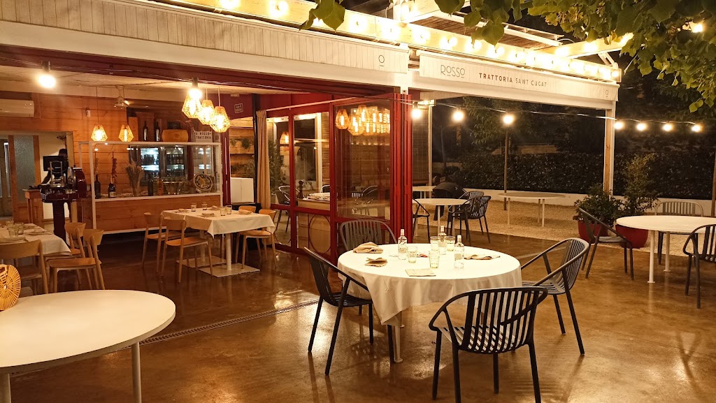 Rosso Sant Cugat — Ambiente