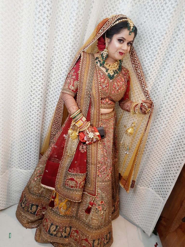 Tanvi Makeup Studio And Training Centre