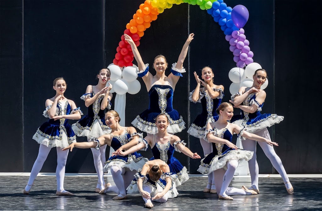  Fantasy Dance School