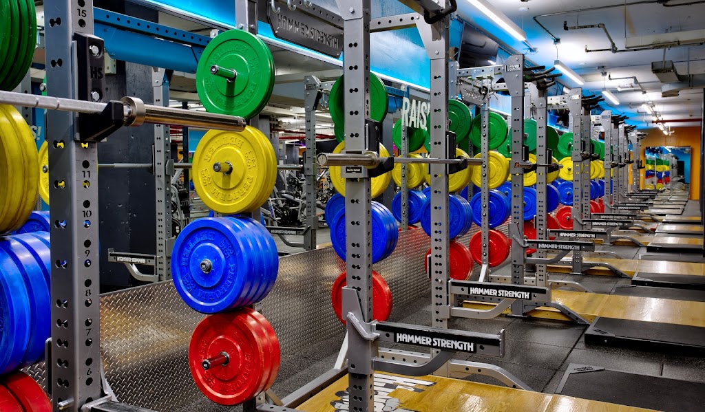  Crunch Fitness - 59th Street