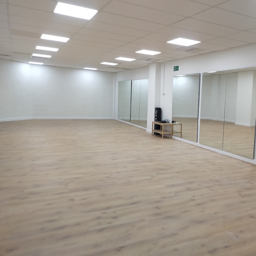 Escuela De Danza Ana Carreno — Del propietario