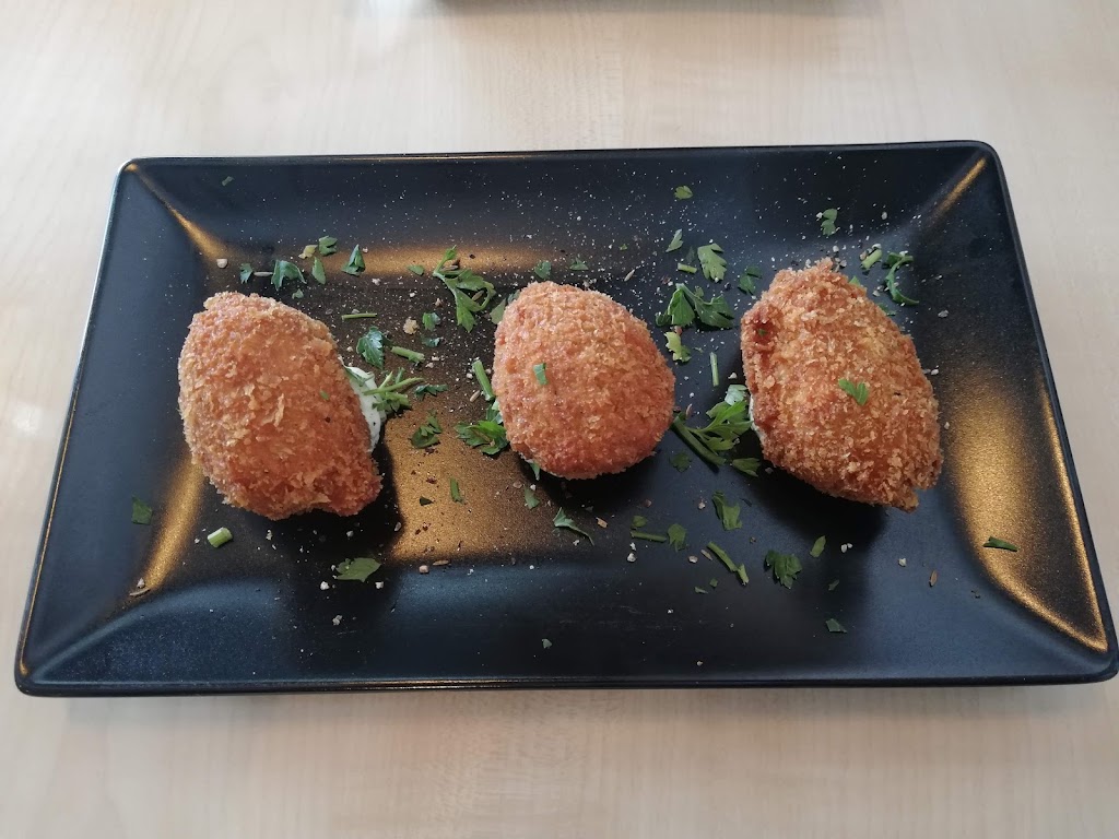 EME22 CAFE BISTRO — Croqueta