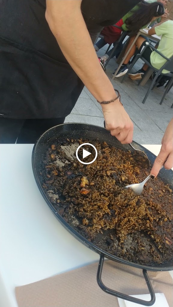 Becada Milkbar — Videos