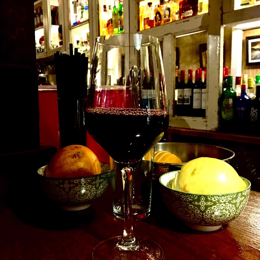 Bar La Rasilla — Comida y bebida