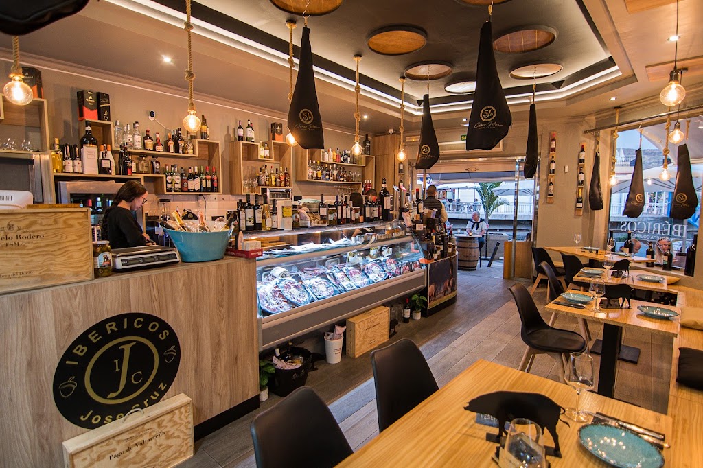 Restaurante Jamonal de Mogan — Ambiente