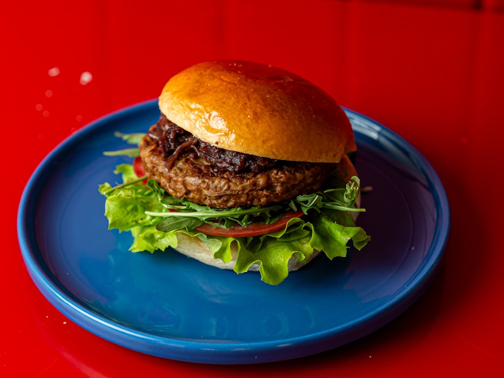 Cinquino Burgers — Comida y bebida