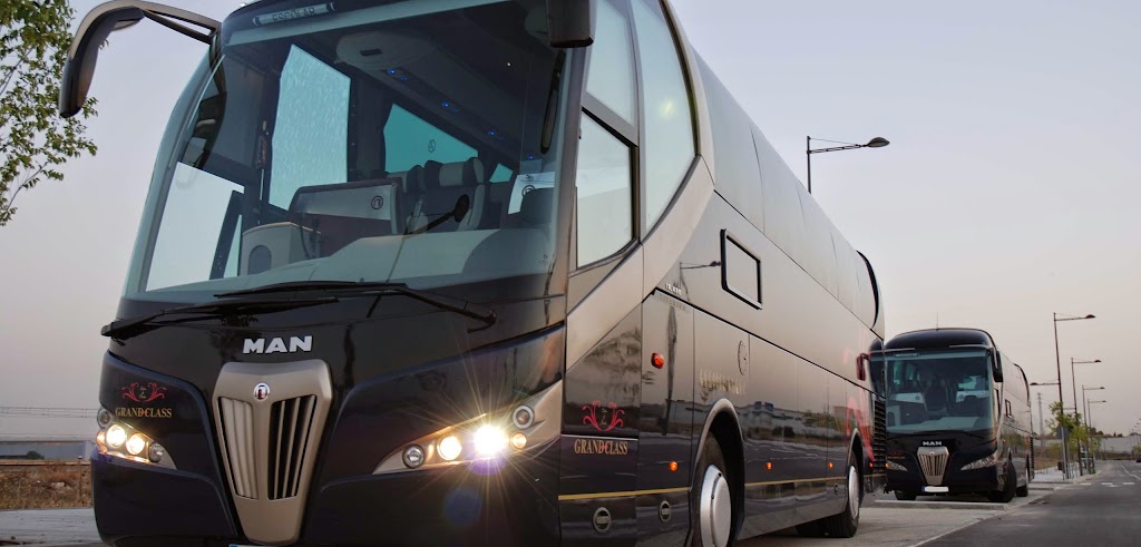 Grand Class - Luxury vehicles with driver