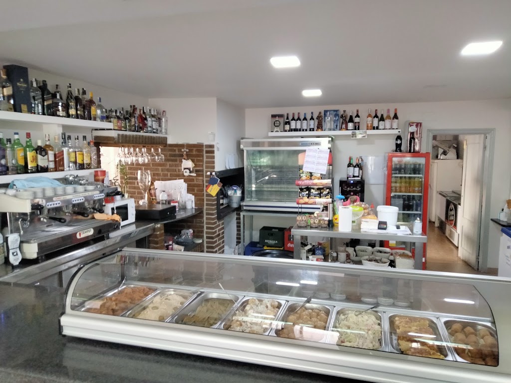 Bar Restaurante La Atalaya BRASA — Ambiente