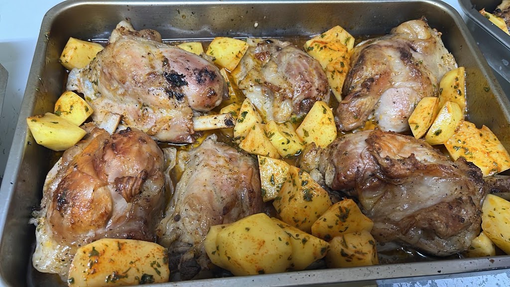 Granja Escuela Montellano — Comida y bebida