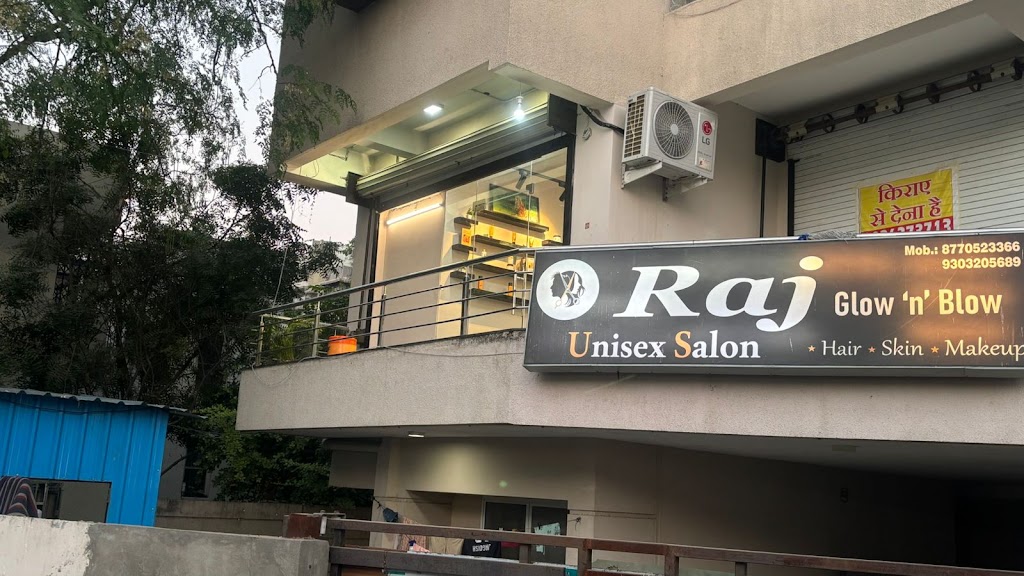 Raj Glow N Blow Unisex Salon Hair Beauty Salon In Indore