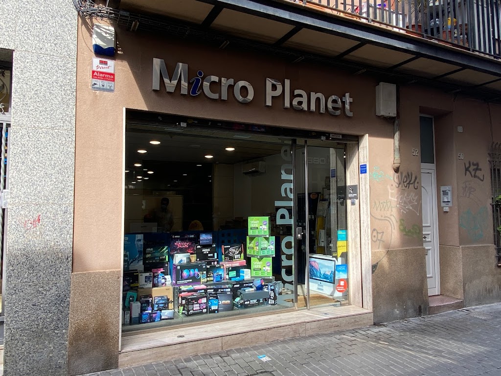 Micro Planet en Badalona