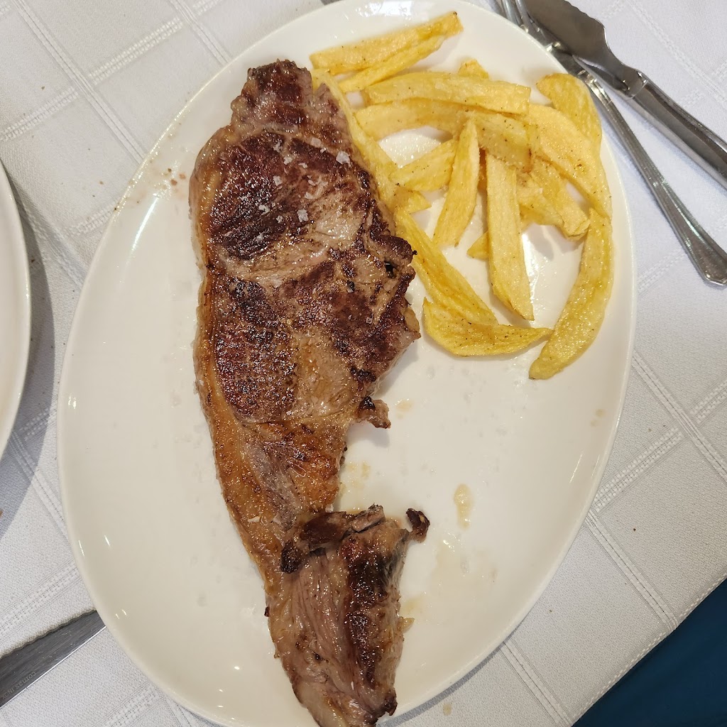Meson Cava — Comida y bebida