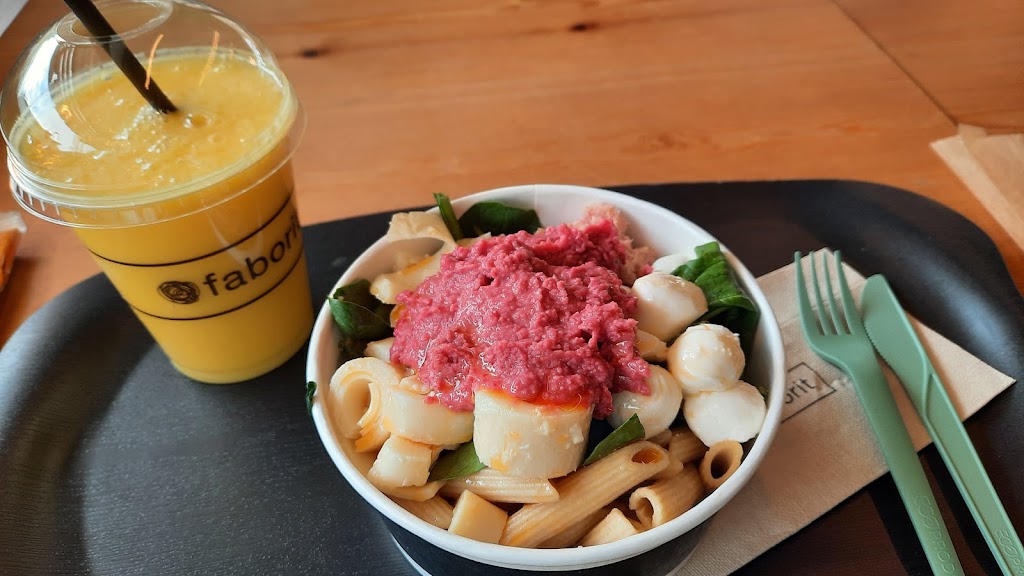 Faborit WTC Cornella — Comida y bebida