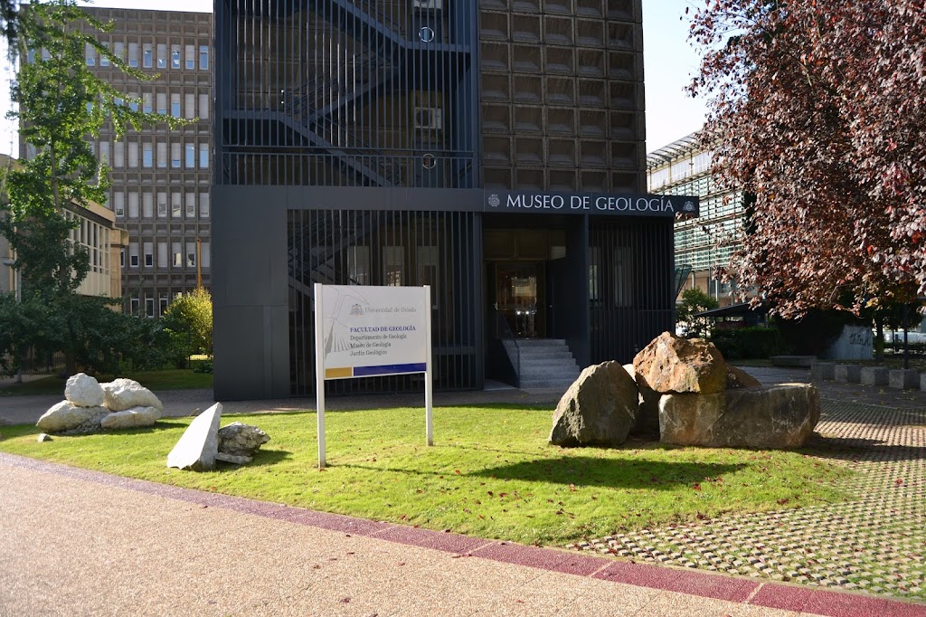 Museo de Geologia - Universidad de Oviedo