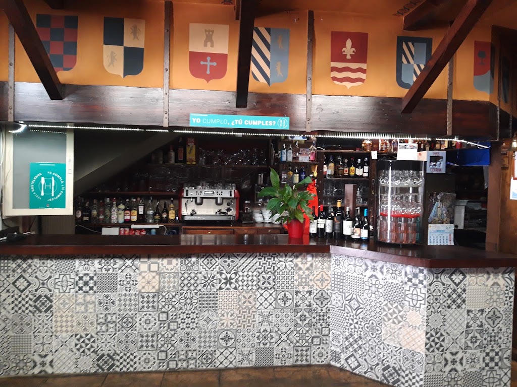 Medieval Cafe — Ambiente