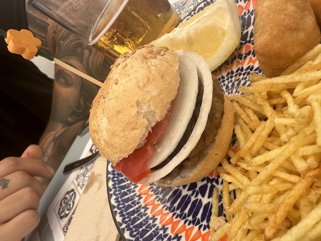 Bar El Picoteo — Papas fritas