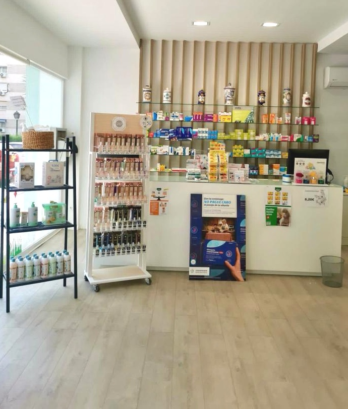 Farmacia Maria Cordera Gil — Del propietario