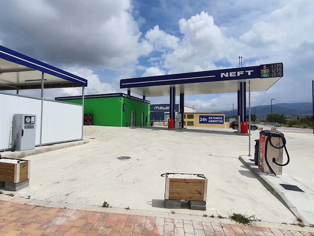 NEFT — Surtidor de combustible