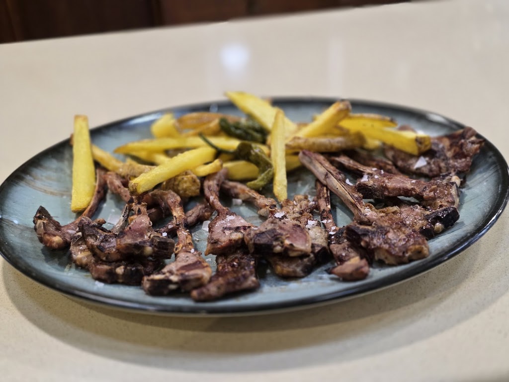 Las Carboneras — Comida y bebida