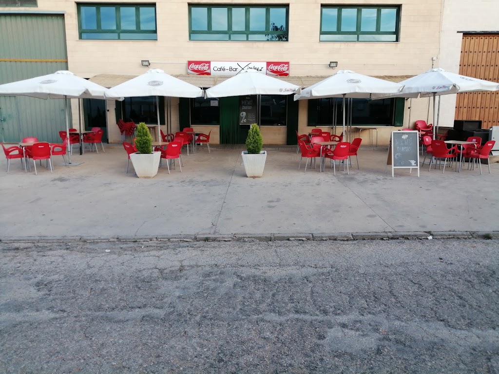 Cafe-Bar Ximenez. — Del propietario
