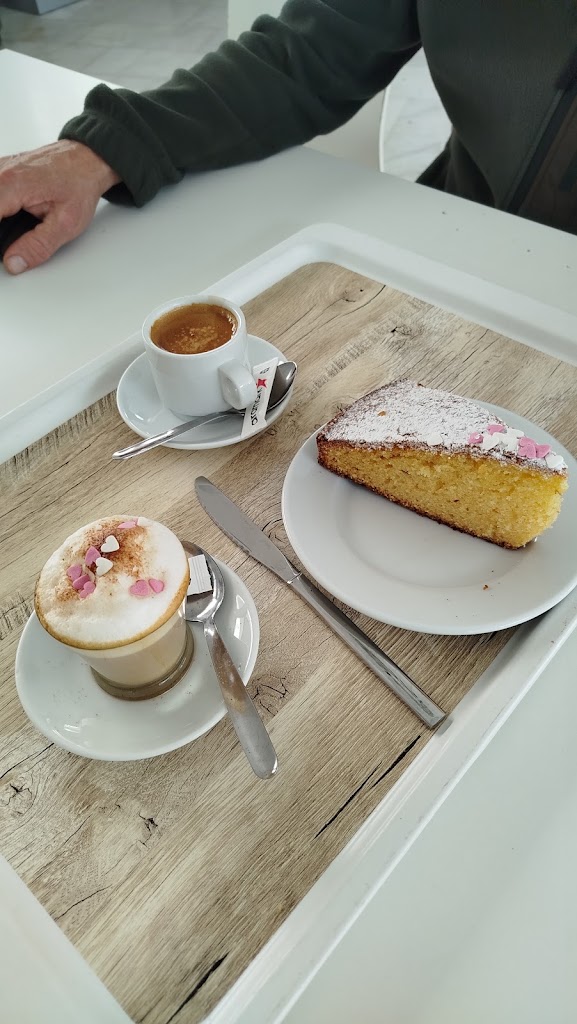 Restaurante del Hospital de Mollet — Comida y bebida