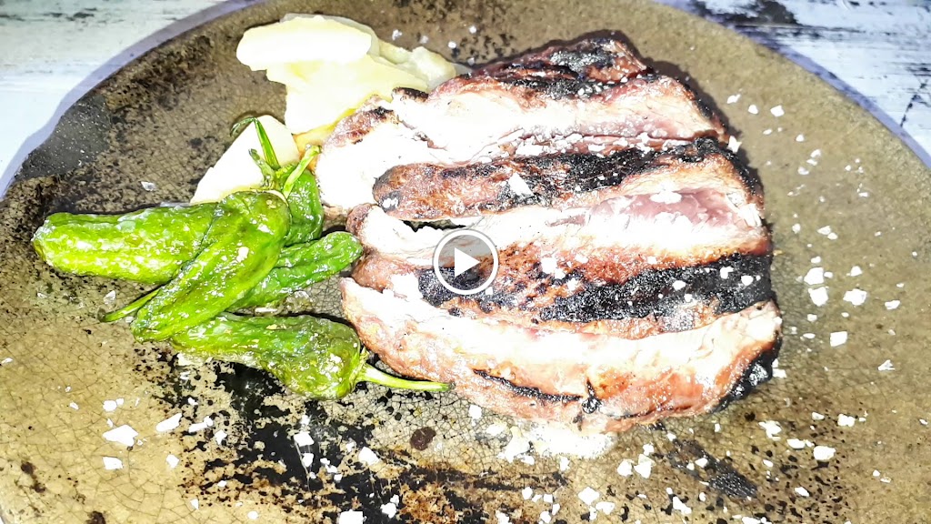 Meson del Vino — Comida y bebida