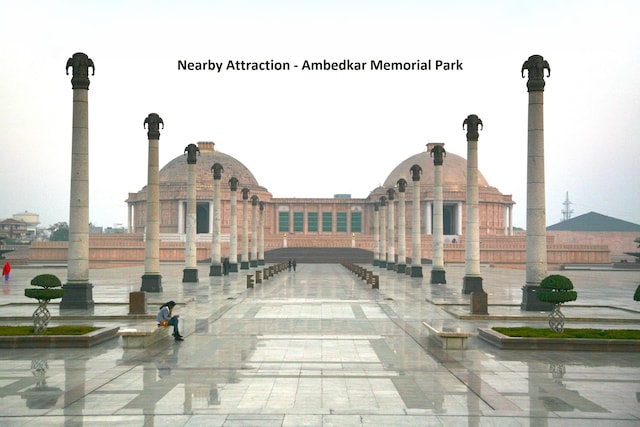 Hotel O Greenview Inn Near Munshi Pulia Metro Station