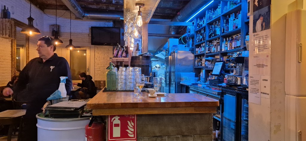 LA PIPARRA VERMUTERIA — Ambiente