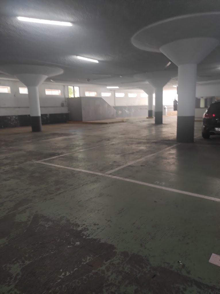 Aparcamiento publico - Estacion San Bernardo