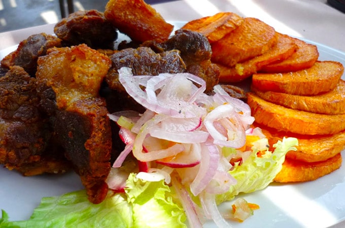 BAR ENCUENTROS — Comida y bebida
