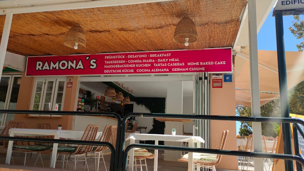 Ramona's — Bar