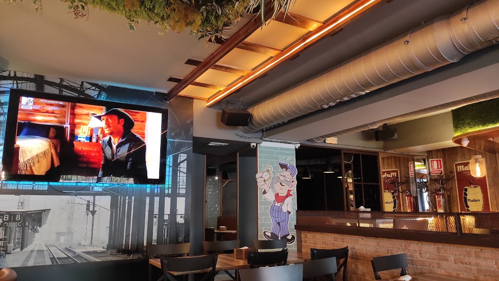 Pub restaurante El Viejo Anden — Bar