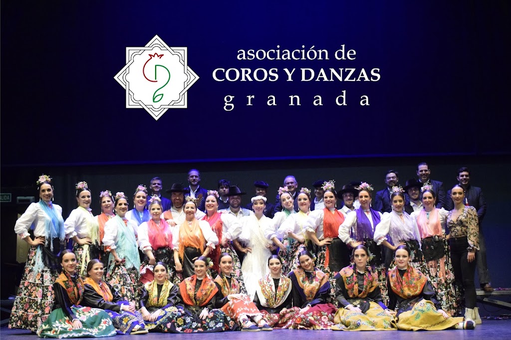 Coros y Danzas de Granada
