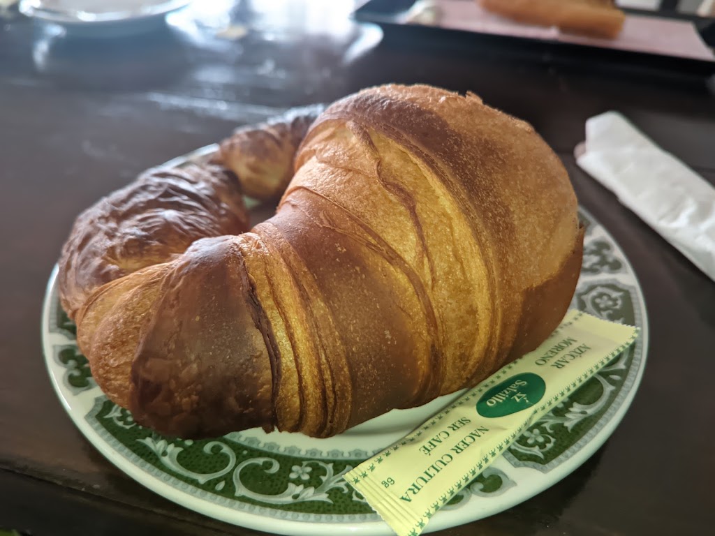Taburete cojo — Comida y bebida