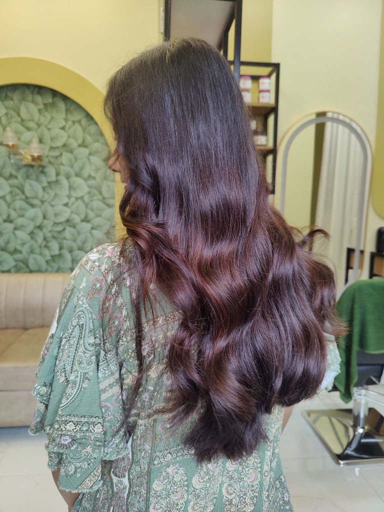 Pornima Makeover Studio And Academy