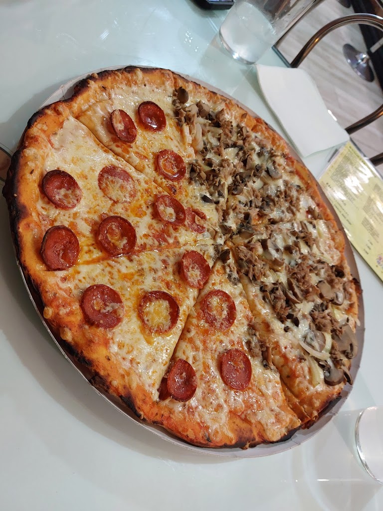 Pizzeria Doyca — Pizza