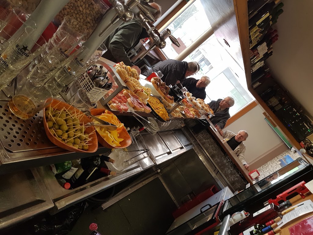 Bar cafeteria Irantzu1 — Comida y bebida