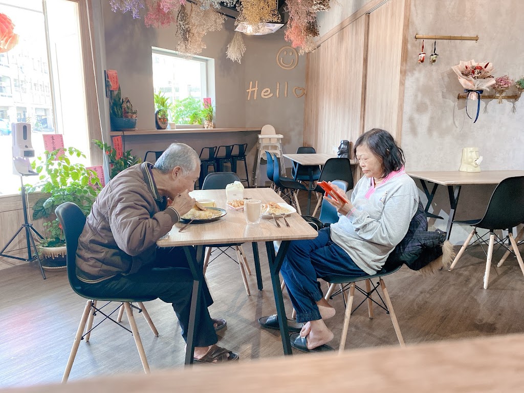 梁陳吉日複合式乾燥花餐廳 的照片