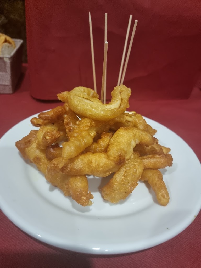 Cafe Bar Mary — Comida y bebida