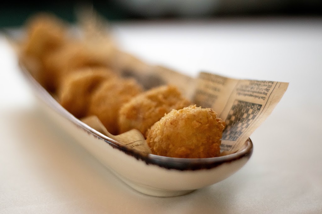 RESTAURANTE AVADAR. — Croqueta