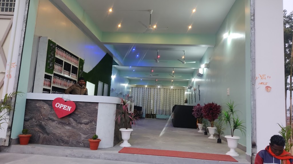 Royal Signature Family Restaurant