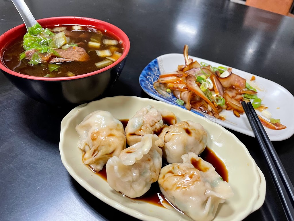 賴牛肉麵食館 的照片