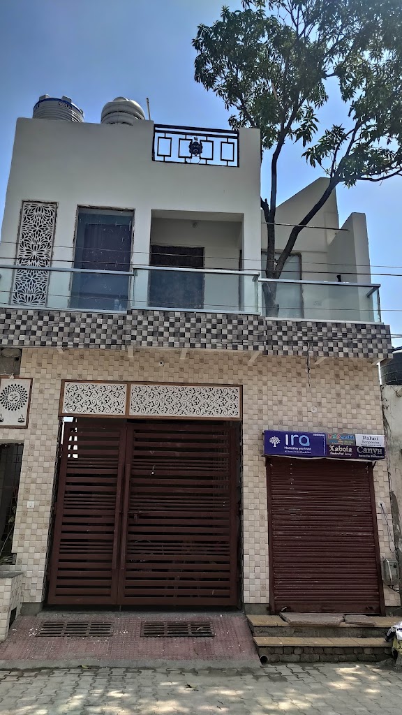Ira Homestay Mathura Devine Spiritual Stay