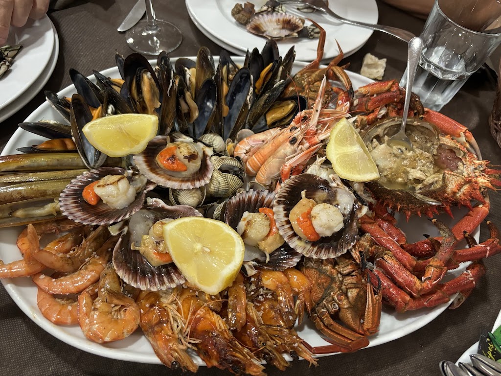 Meson Miro — Comida y bebida