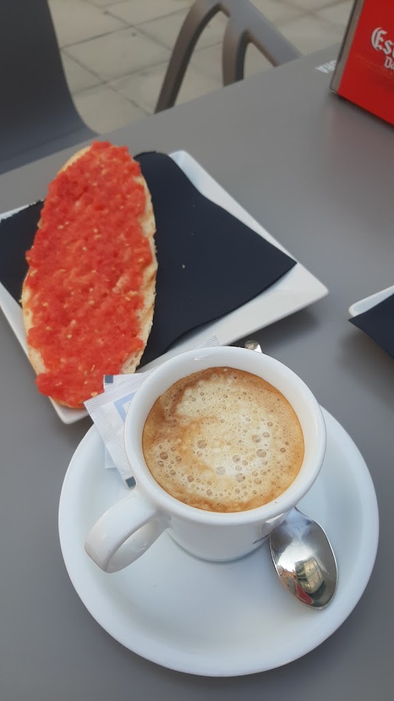 Cafeteria Glissando — Comida y bebida
