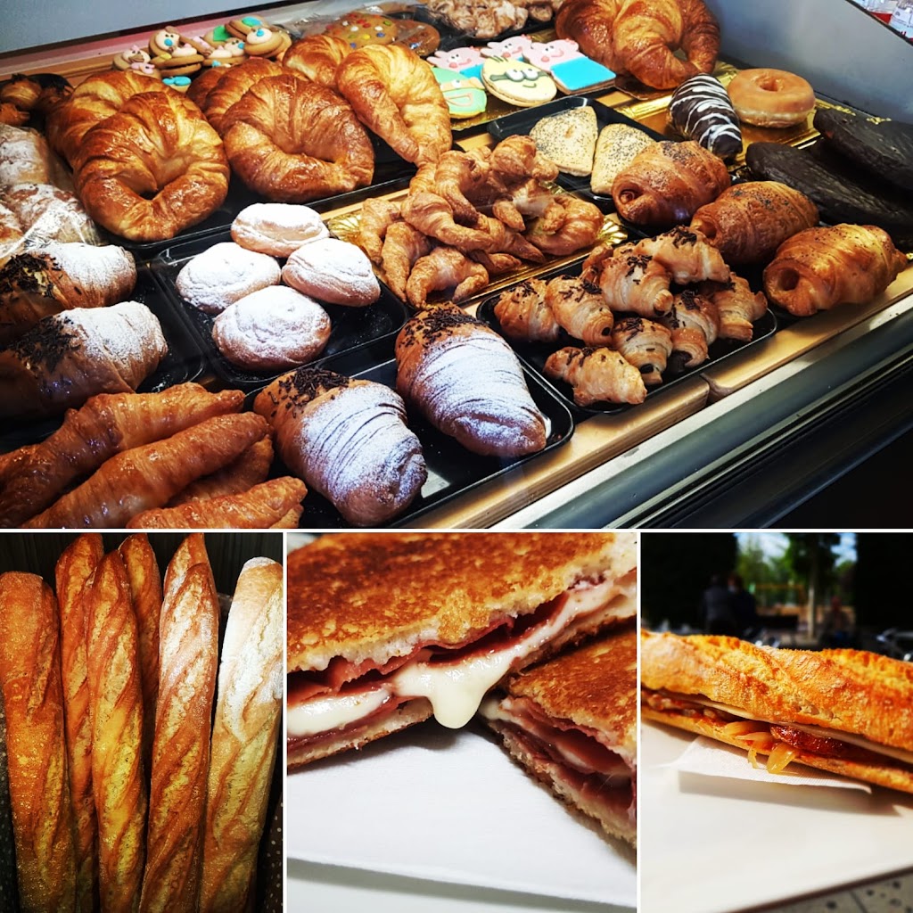 Monferre Fleca & snack cafe — Comida y bebida